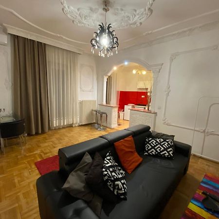 Apartment With Balcony And Ac Next To Danube Budapesta Exterior foto
